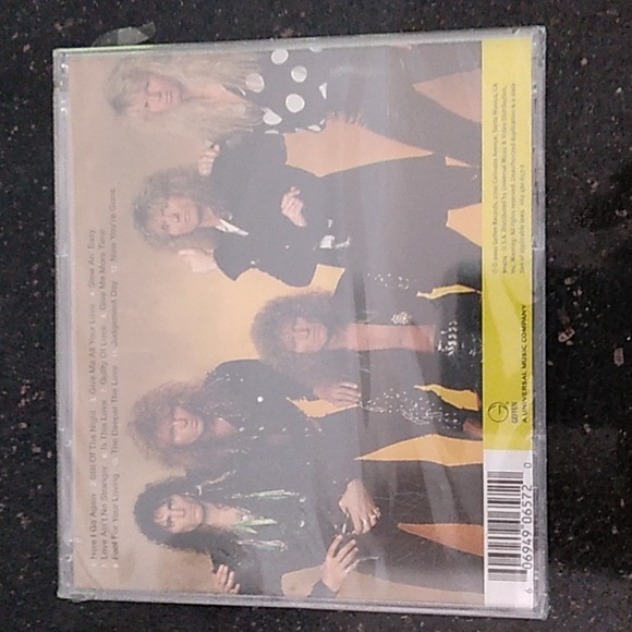 New in Broken Container Whitesnake The Millennium Collection - Picture 3 of 3